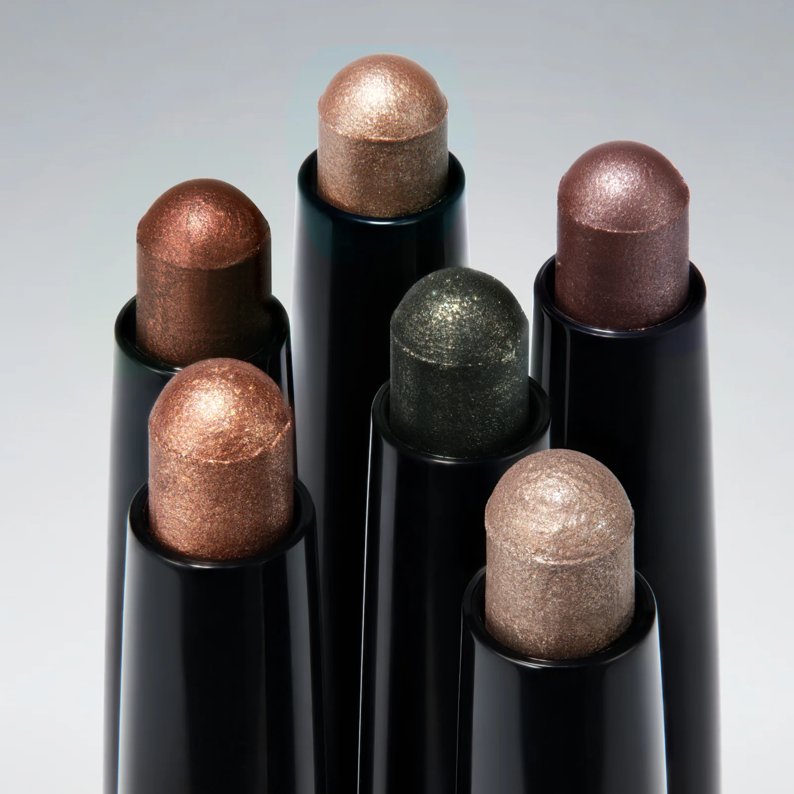 EyeSwipe Longwear Cream Eyeshadow Stick (Moonstone) - Image 5