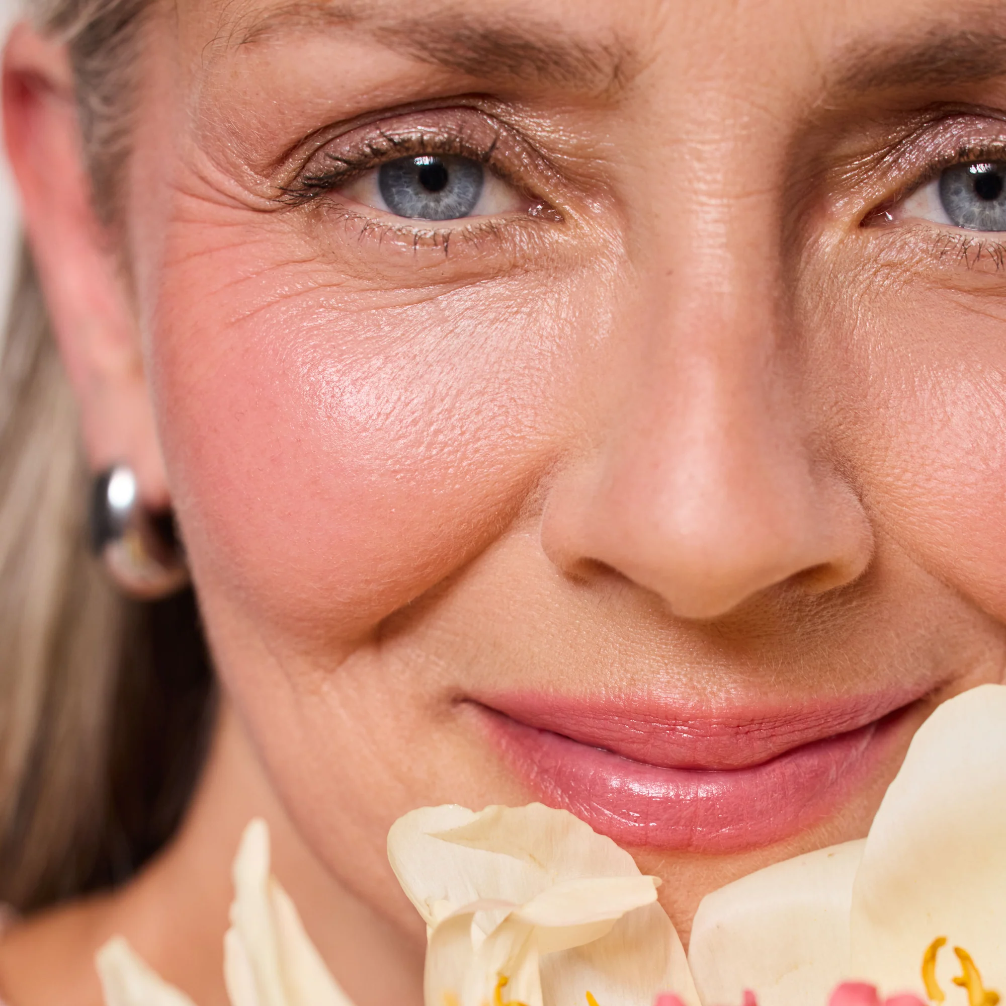 Velvet Love Blush Balm (Peony) - Image 2
