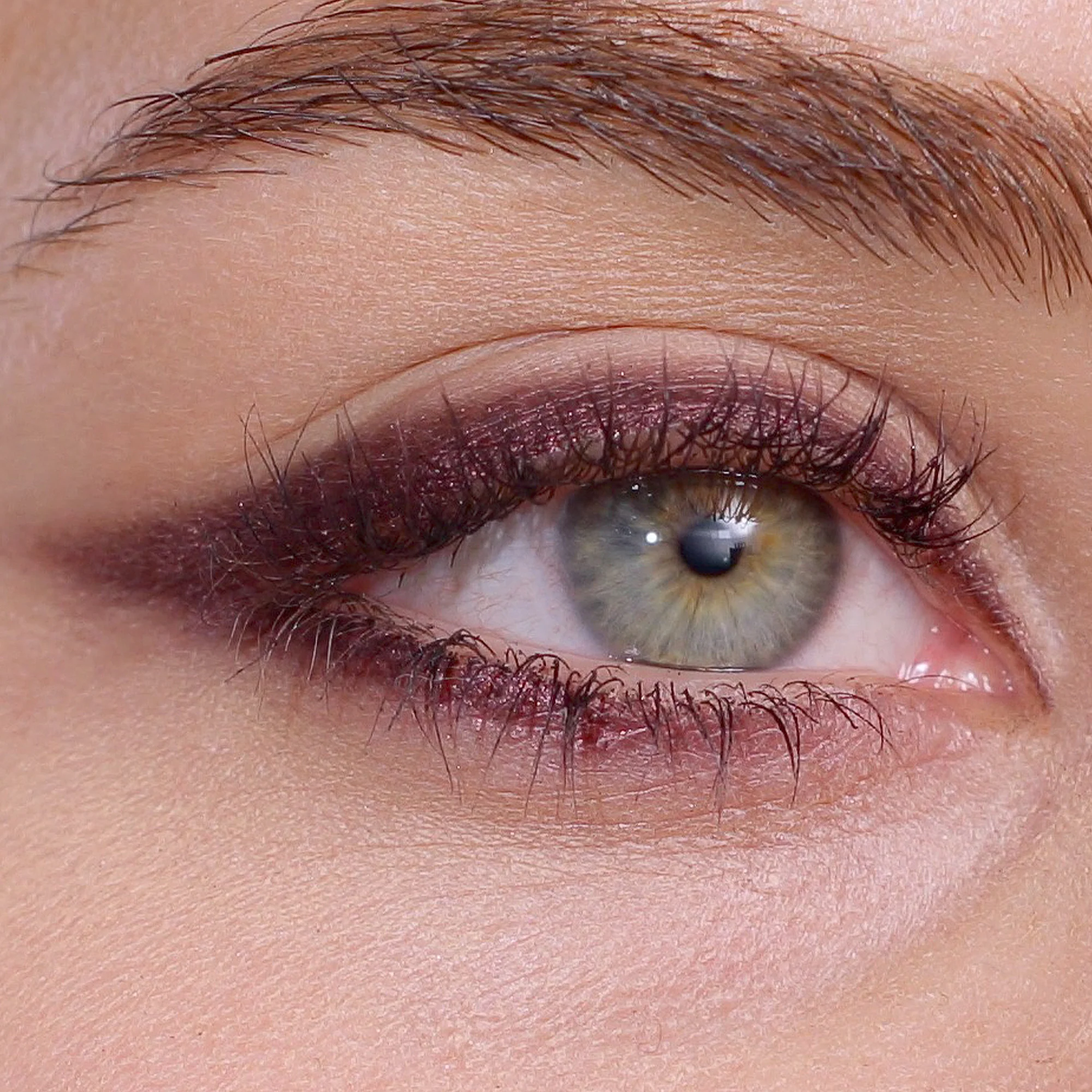 Velvet Love Eyeliner Pencil (Metallic Aubergine) - Image 4