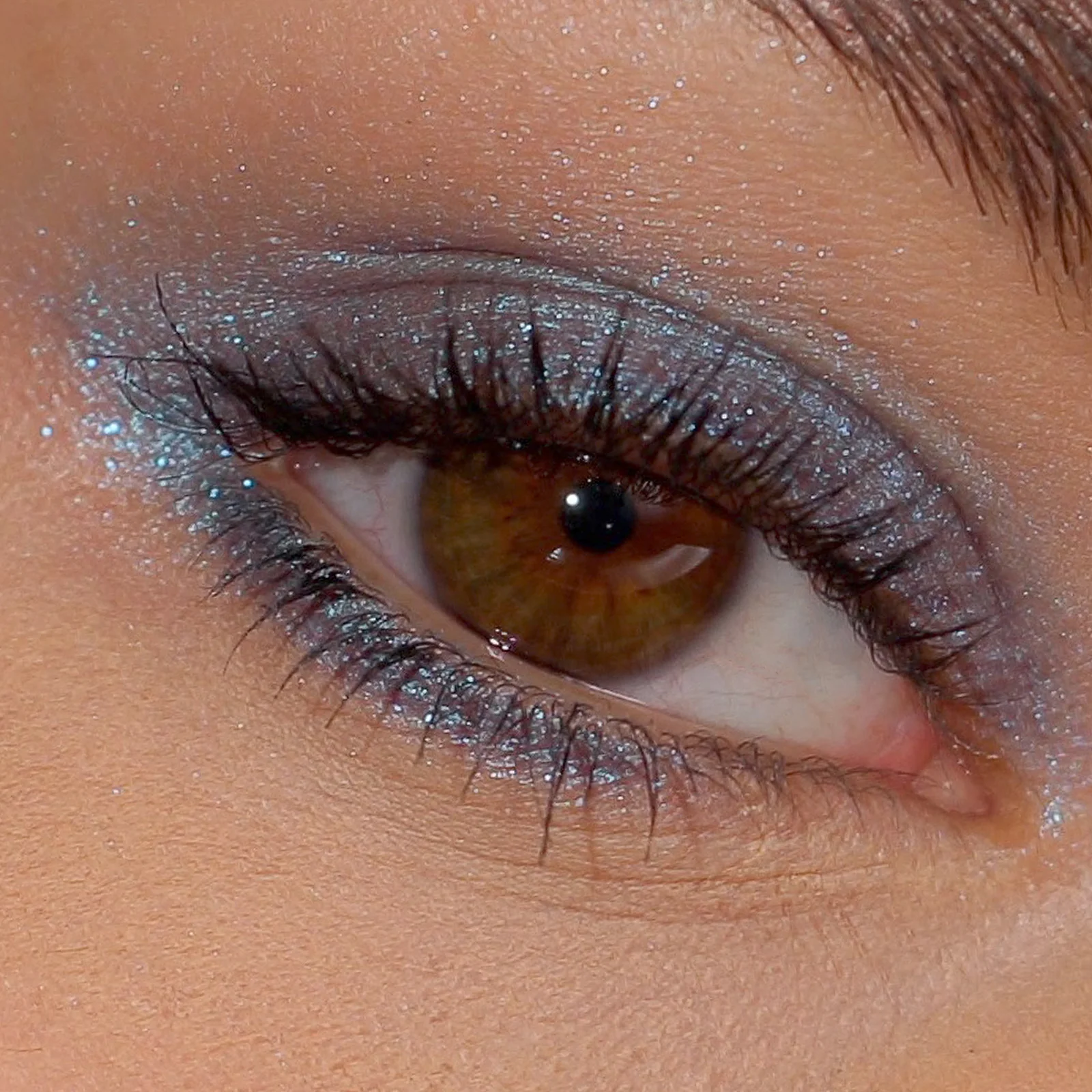 Velvet Love Eyeliner Pencil (Metallic Azure Blue) - Image 2