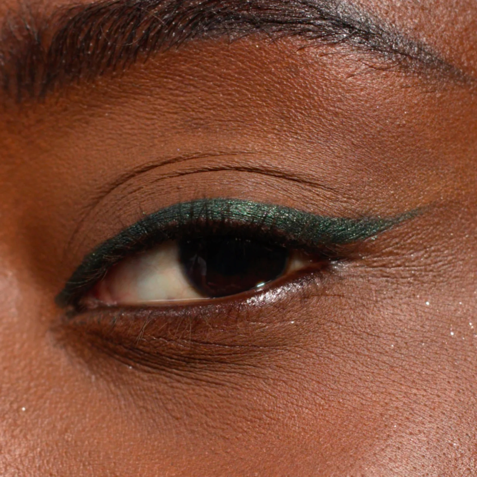Velvet Love Eyeliner Pencil (Perfect Green) - Image 3